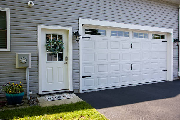 24/7 Emergency Garage Door Panel Replacement experts in Toquerville, UT
